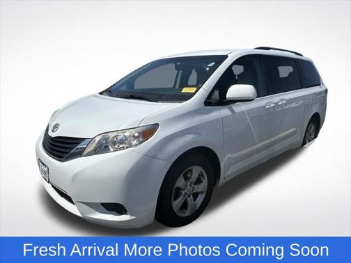 2012 Toyota Sienna LE