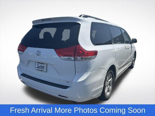 2012 Toyota Sienna LE