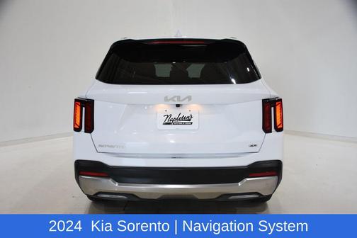 2024 Kia Sorento S