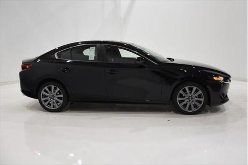 2025 Mazda Mazda3 FWD w/Preferred Package