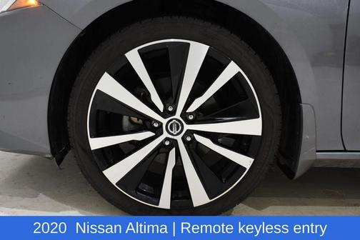 2020 Nissan Altima SR FWD