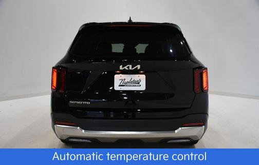 Ebony Black 2026 Kia Sorento S