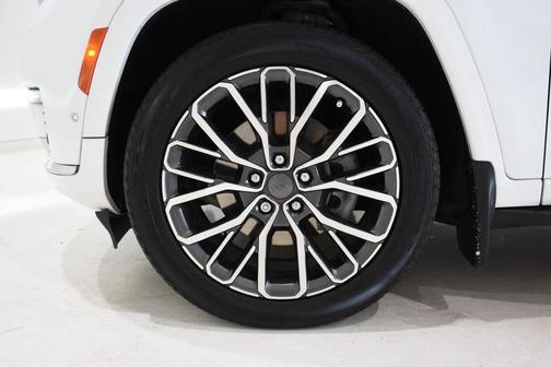 2022 Jeep Grand Cherokee L Summit Reserve