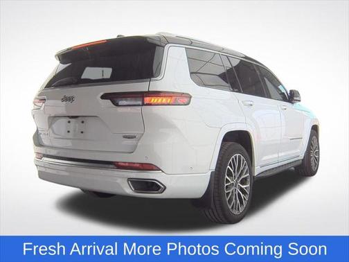 2022 Jeep Grand Cherokee L Summit Reserve