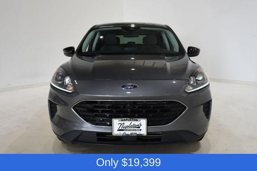 Carbonized Gray Metallic 2022 Ford Escape SE
