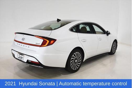 2021 Hyundai SONATA Limited 2.0T