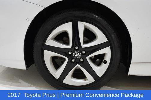 2017 Toyota Prius Four Touring
