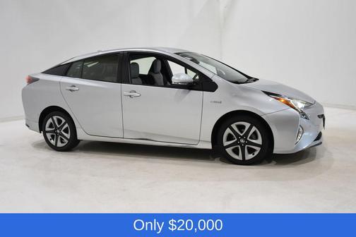 2017 Toyota Prius Four Touring