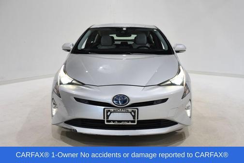 2017 Toyota Prius Four Touring