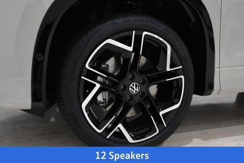 2026 Volkswagen Tiguan 2.0T SEL R-Line 4MOTION