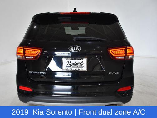 Ebony Black 2019 Kia Sorento EX