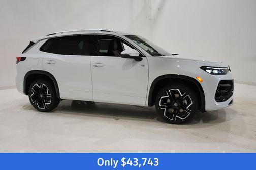 2026 Volkswagen Tiguan 2.0T SEL R-Line 4MOTION