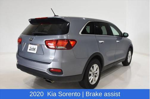 2020 Kia Sorento LX