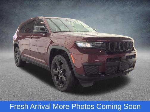 Velvet Red Pearlcoat 2023 Jeep Grand Cherokee L Altitude