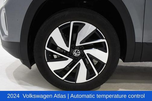 2024 Volkswagen Atlas 2.0T SE w/Technology 4MOTION