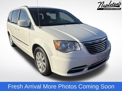 2013 Chrysler Town & Country Touring