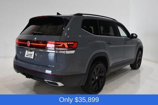Pure Gray 2025 Volkswagen Atlas 2.0T SE w/Technology 4MOTION