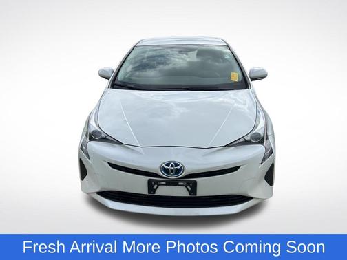 Blizzard Pearl 2016 Toyota Prius Two Eco
