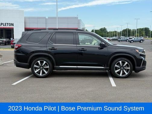 2023 Honda Pilot Touring 8-Passenger