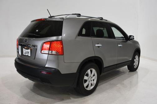 2011 Kia Sorento LX