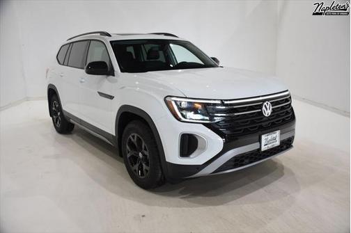 2025 Volkswagen Atlas 2.0T Peak Edition
