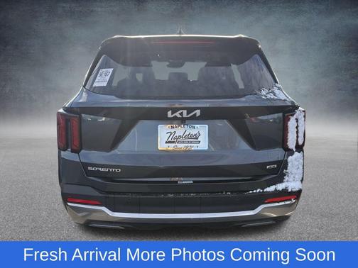 2024 Kia Sorento S