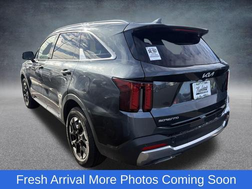 2024 Kia Sorento S