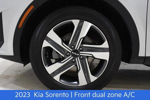 2023 Kia Sorento Hybrid EX