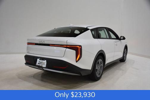 Snow White Pearl 2026 Kia K4 LX