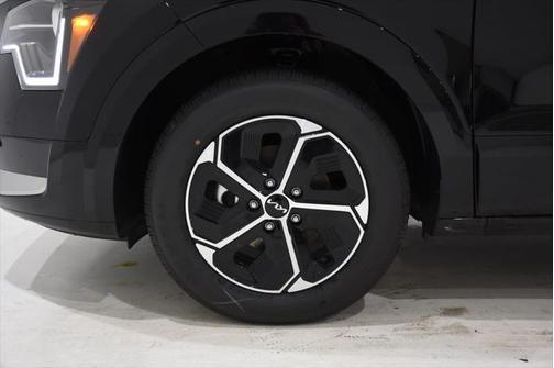 2025 Kia Niro SX