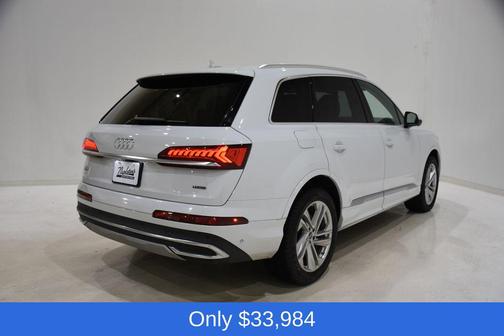 2022 Audi Q7 55 Premium Plus