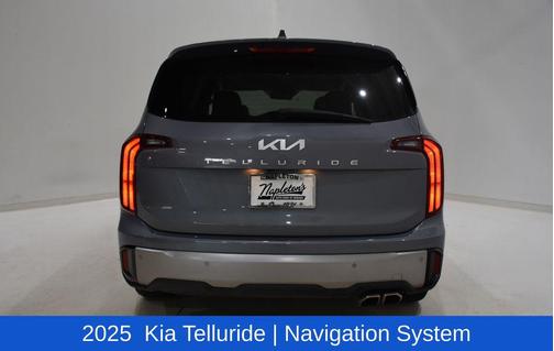 Everlasting Silver 2025 Kia Telluride S