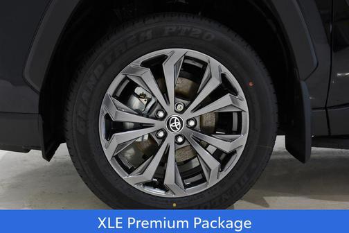 2025 Toyota RAV4 Hybrid XLE Premium