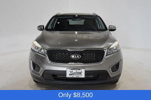 Titanium Silver 2016 Kia Sorento LX