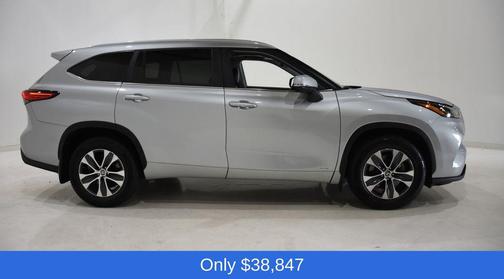 2023 Toyota Highlander Hybrid XLE