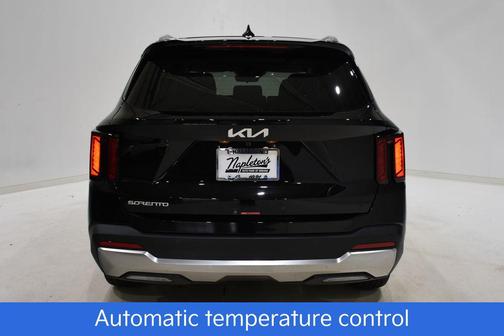 Ebony Black 2026 Kia Sorento S