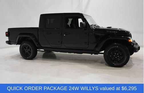 Black Clearcoat 2022 Jeep Gladiator Willys 4x4