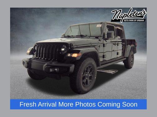 Black Clearcoat 2022 Jeep Gladiator Willys 4x4