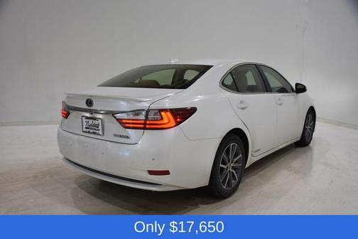 2018 Lexus ES 300h Base