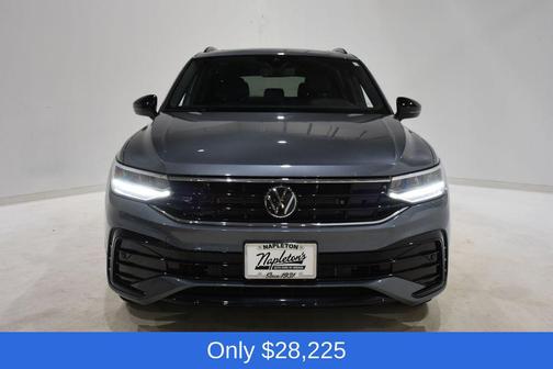 2024 Volkswagen Tiguan 2.0T SE R-Line Black 4MOTION