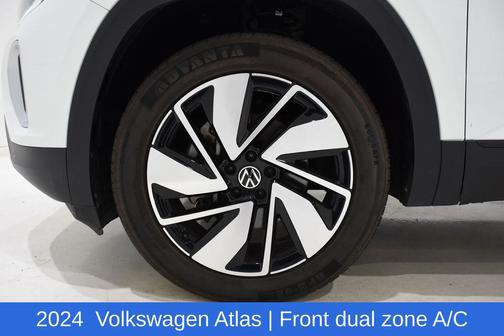2024 Volkswagen Atlas 2.0T SE w/Technology 4MOTION