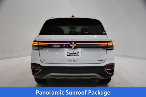 2026 Volkswagen Taos SE