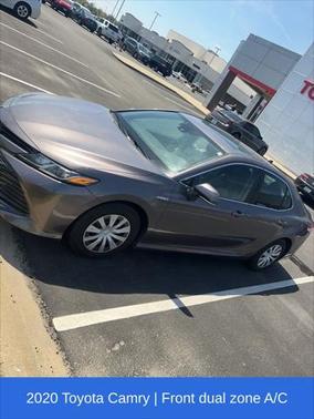 2020 Toyota Camry LE