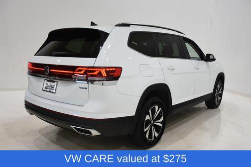2024 Volkswagen Atlas 2.0T SE