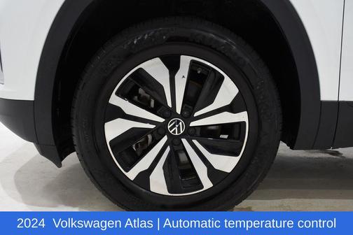 2024 Volkswagen Atlas 2.0T SE