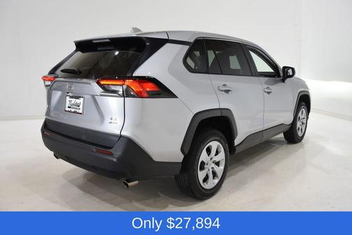 2024 Toyota RAV4 LE