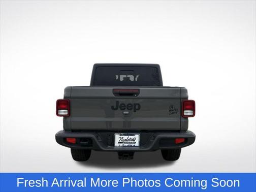 2021 Jeep Gladiator Willys 4x4