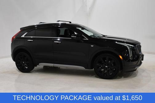 2023 Cadillac XT4 Premium Luxury