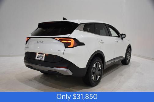 Snow White Pearl 2026 Kia Sportage Hybrid LX