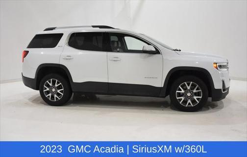 2023 GMC Acadia AWD SLT